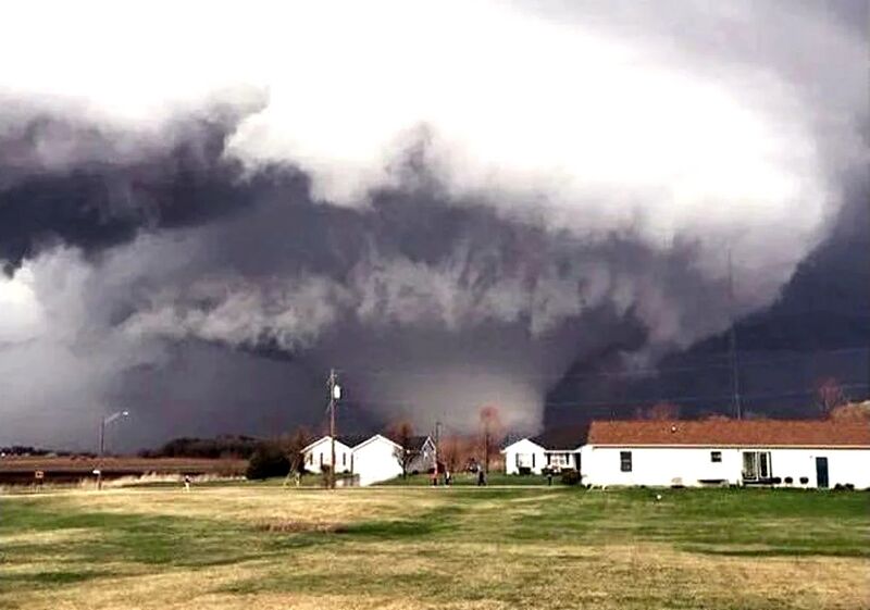 File:Rochelle tornado peak.jpg